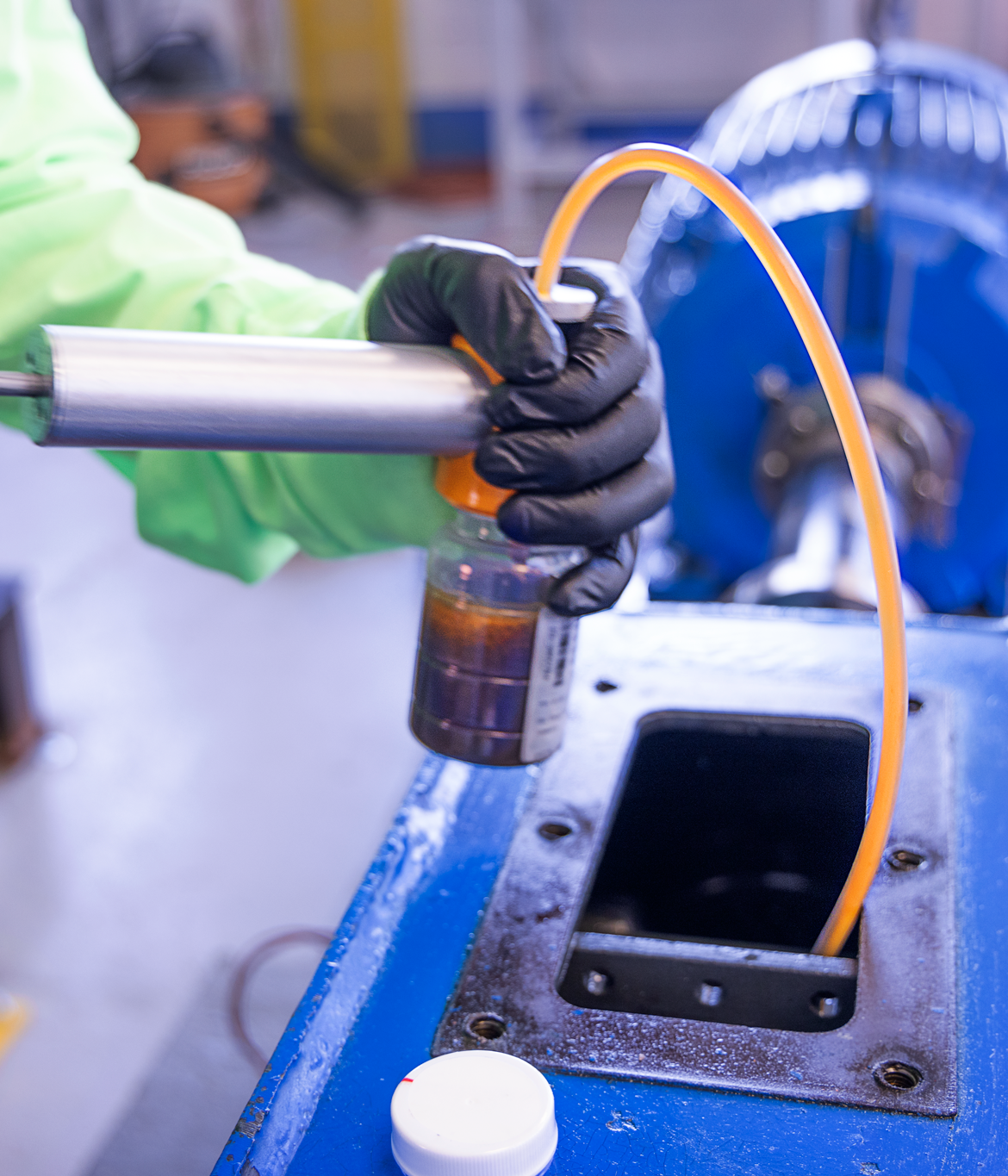 2N2A7241 2 e1707529124171 - Oil Analysis for Predictive Maintenance